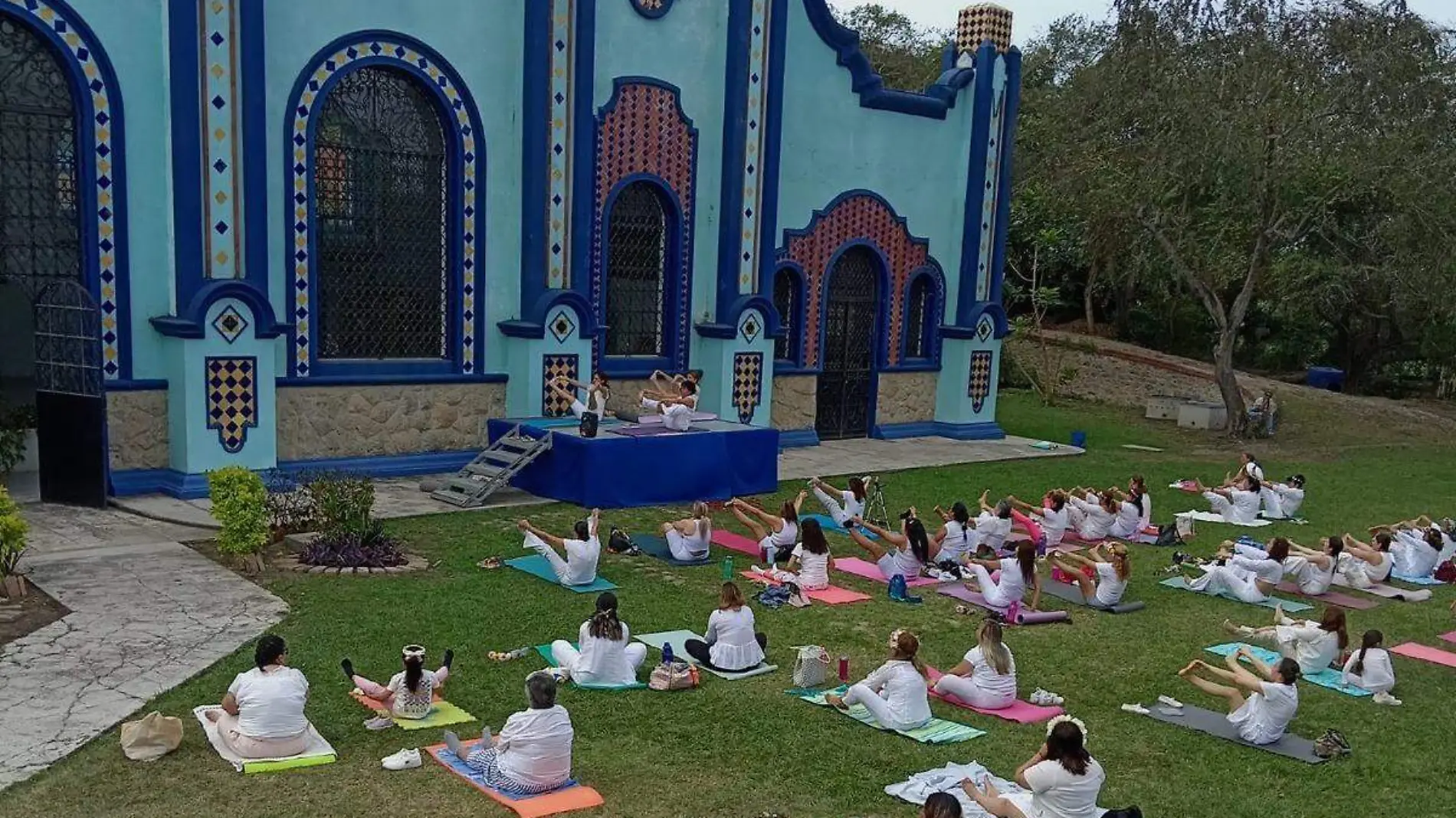 Organizan clase gratuita de yoga en Tampico buscan “llamar” a la lluvia